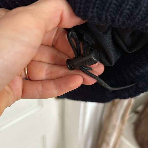 Dale of Norway Fongen Weatherproof Feminine Sweater NWOT - Picture 11 of 13